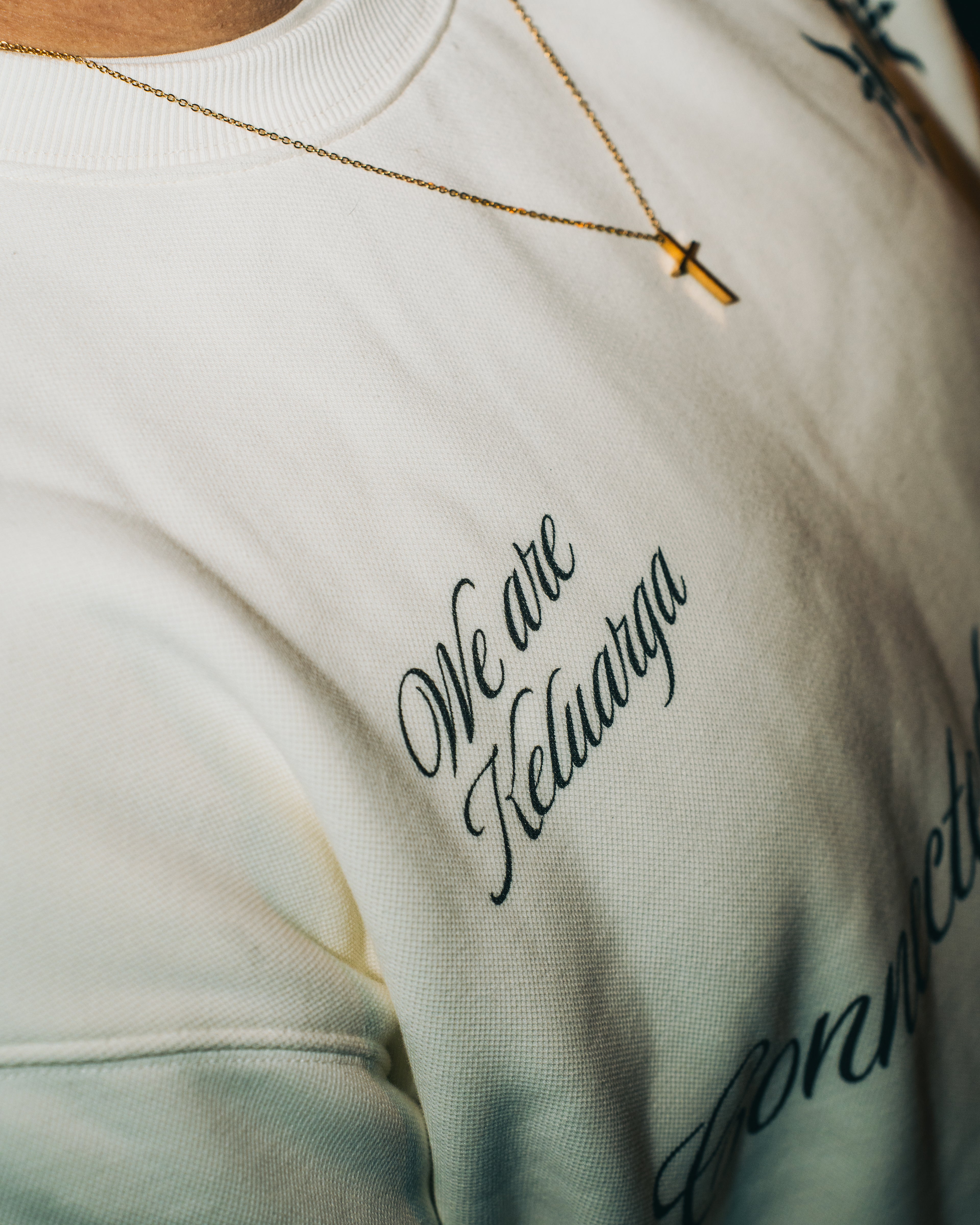 CONNECTED BY BLOOD SWEATER BEIGE