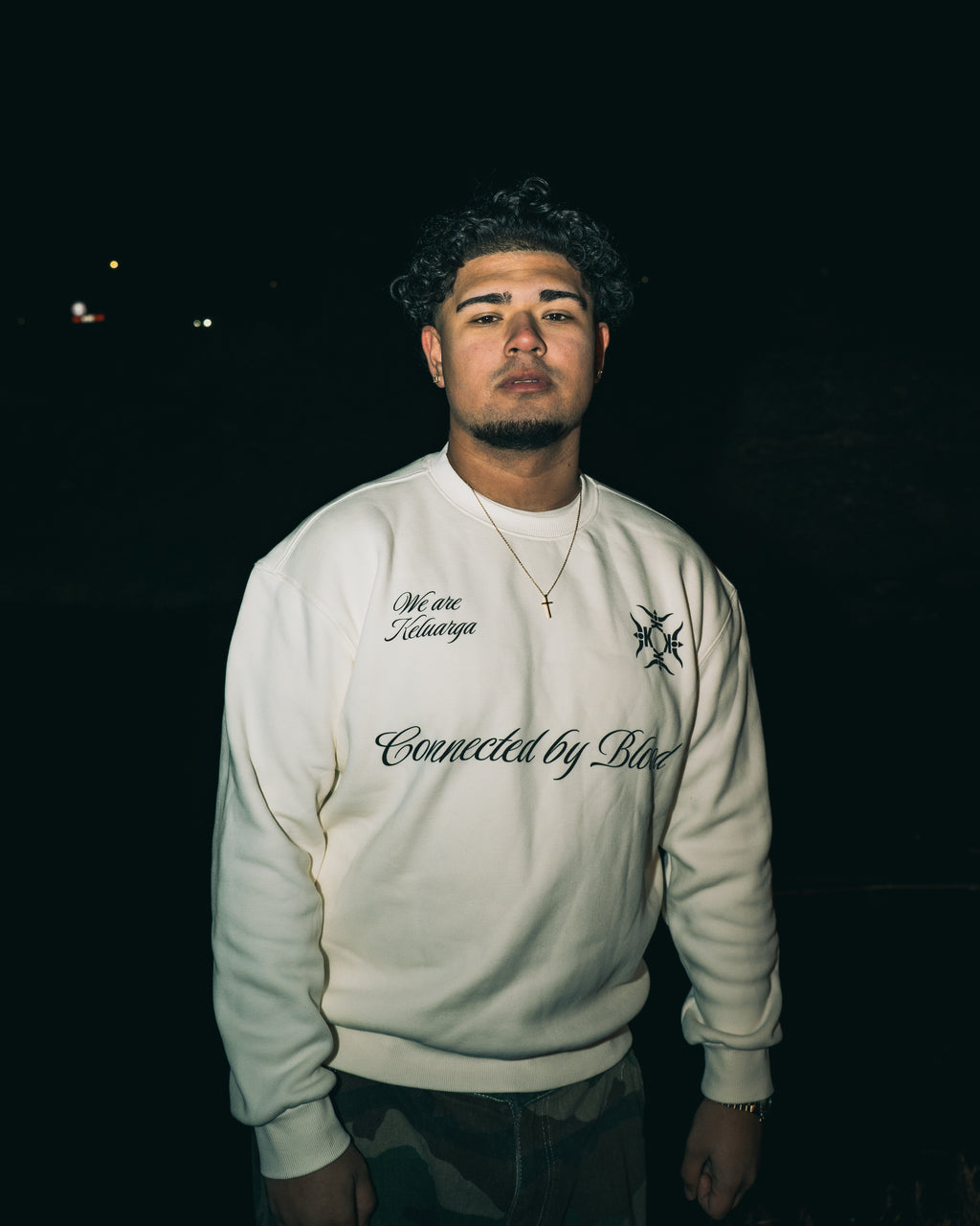 CONNECTED BY BLOOD SWEATER BEIGE