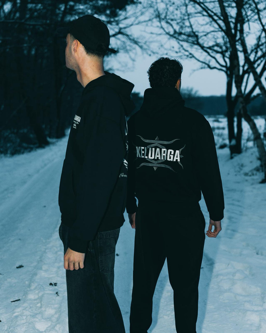 KELUARGA TRACKSUIT